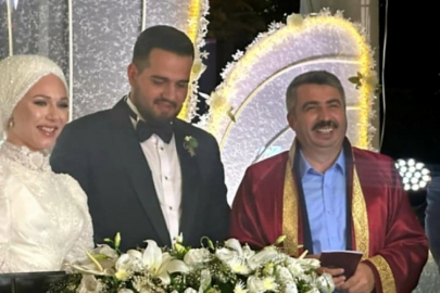 Bursa'nın ünlü fırın işletmecisinin düğününe siyasetçi akını!