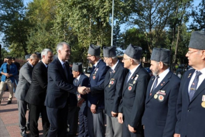İnegöl'de Zafer Bayramı coşkuyla kutlanıyor