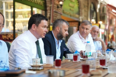 Osmangazi Belediye Başkanı Aydın güne esnaf ziyareti ile başladı