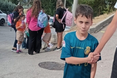 Bursa'da 'okula gidiyorum' diye evden çıktı: Her yerde aranıyor