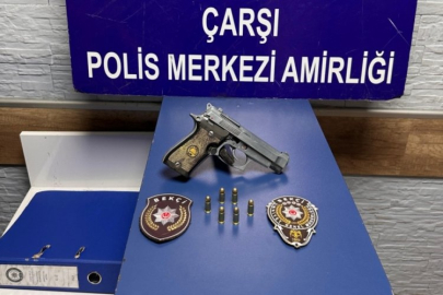 Bursa'da ruhsatsız tabancayla gezen suç makinesi gece kartallarından kaçamadı