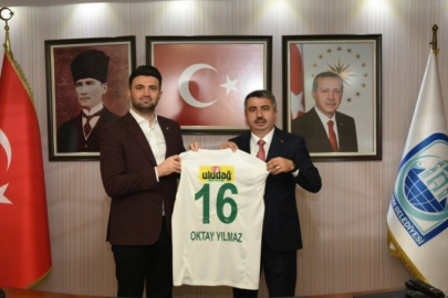 Bursaspor'dan Başkan Yılmaz'a ziyaret