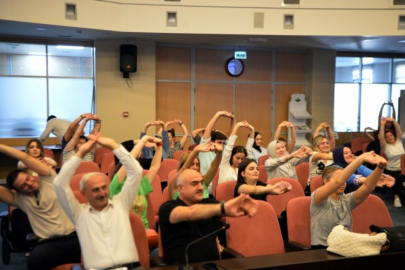 Osmangazi'de 'Sağlıklı Beslenme ve Ofis Ergonomisi' eğitimi düzenlendi