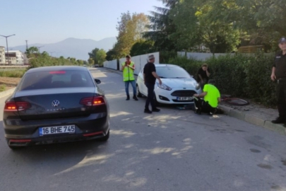 Bursa'da otomobil bisikletli çocuğa çarptı: 1 kişi ağır yaralı