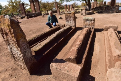Tarihi kazı çalışmalarında 6 yeni sanduka bulundu