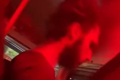 Minibüste kız öğrencileri rahatsız etti