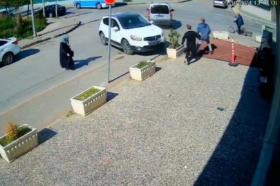 Bursa'da ayağını gazdan çekmeyi unutunca kaldırıma çıktı