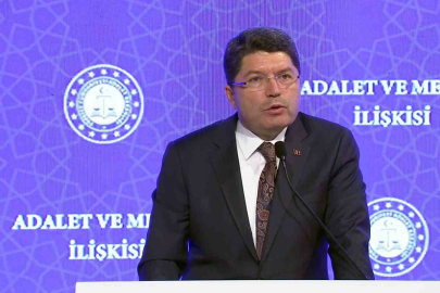Bakan Tunç: "Yüksek standartlı demokrasi yolunda emin adımlarla ilerlememizi sağlayacak yeni bir anayasaya ihtiyacımız var”