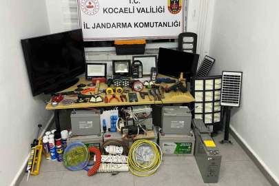 Bir ilçenin kabusu olan hırsızları jandarma tek tek belirleyip yakaladı