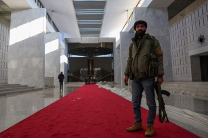 Esad'ın başkanlık sarayında sessizlik hakim!