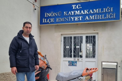 Çalıntı motosiklet bulunup sahibine teslim edildi