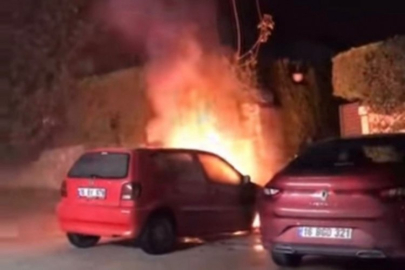 Bursa'da park halindeki bir araç alev alev yandı