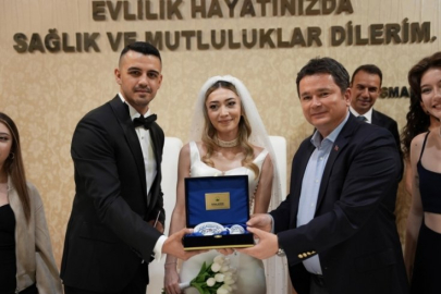Bursa Osmangazi'de 6 bin 636 çift evlendi!
