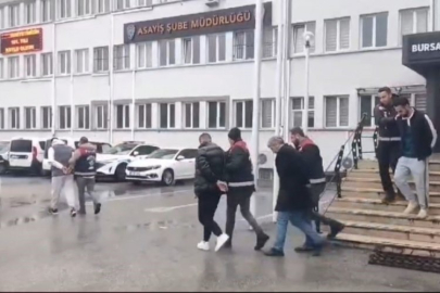 Bursa'da yaşlı kadını 'Polis' diyerek kandırıp 1 milyon 500 bin lira dolandırdı