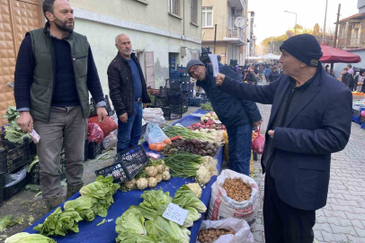 Kaybolan engelli kardeşini her yerde arıyor