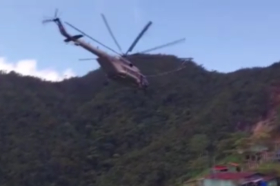 Peru'da polis helikopteri dağlık alana acil iniş yaptı