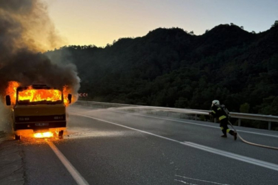 Yakıt dolu tanker alev aldı