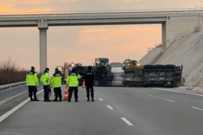 Tanker devrildi, Bursa İzmir otobanı trafiğe kapandı