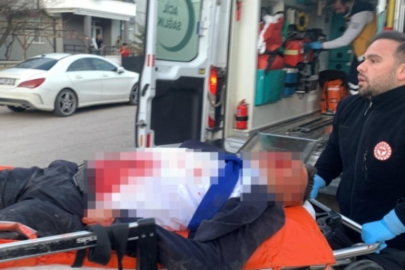 Evine çağırıp tartıştığı kişiyi tüfekle vurdu
