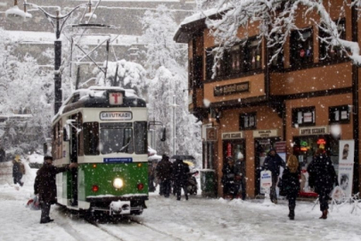 Bursa'ya kar geliyor!