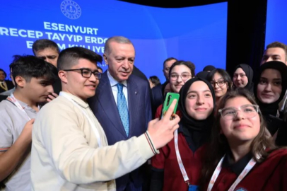 "Körpe dimağların işgal ve iğdiş edilmesine seyirci kalamayız"