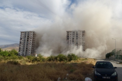 Deprem sonrası hava kirliliği alarm veriyor