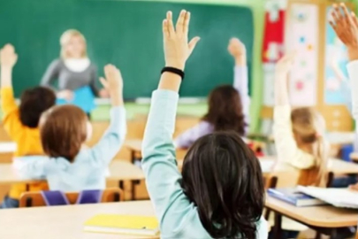 Yaz tatili erkene mi çekilecek? MEB'den beklenen açıklama geldi