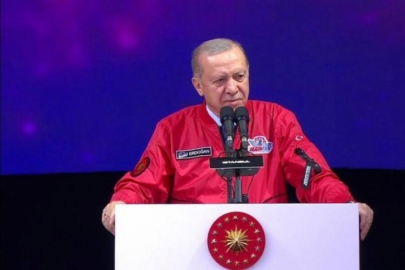 Erdoğan: Kudüs'e ait tek çakıl taşını vermeyiz