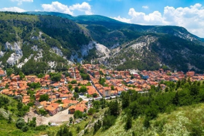 İlçede karantina; giriş çıkışlar durduruldu