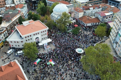 Bursalılar meydana indi!