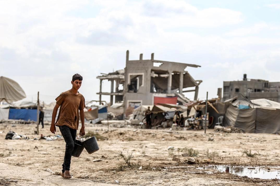 İsrail'in saldırıları altındaki Gazze'de zorlu yaşam