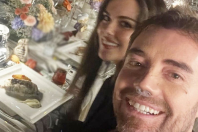 Murat Dalkılıç ve Özgü Kaya arkadaşlarının düğününe birlikte katıldı