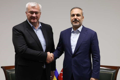 Dışişleri Bakanı Fidan, Ukraynalı mevkidaşı Sybiha ile görüştü