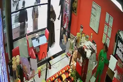 Bursa'da kadınlar çocuğa kasadan 3 bin lira çaldırdı!