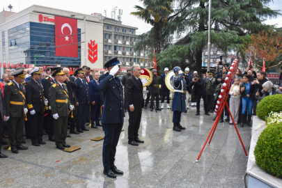 Bursa Valisi Ayyıldız: "Cumhuriyetin 102. kuruluş yıl dönümünü coşku ve gururla yaşıyoruz"