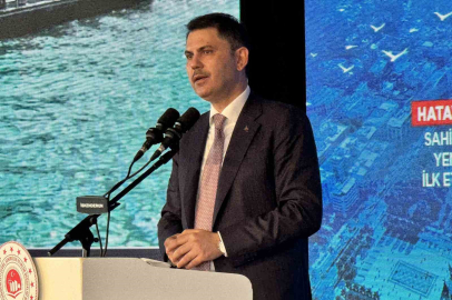 Bakan Kurum: "Sındırgı’da 80’i konut 127 bağımsız bölümün ağır hasarlı olduğunu belirledik"