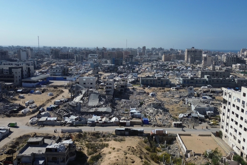 Gazze'deki Seraya Meydanı, Filistinlilerin barınma merkezine dönüştü