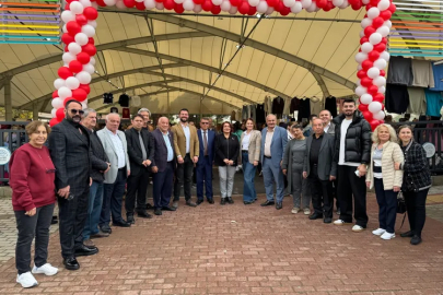 Nilüfer’in 7’nci giyim pazarı Altınşehir'de açıldı