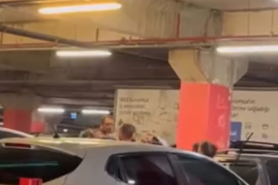 Bursa'da AVM otoparkında iki aile arasında kavga!