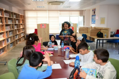 Bursa'da minikler, düşlerini hikayelere dönüştürüyor!