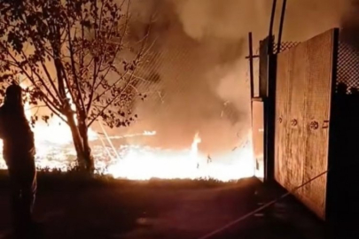 Bursa'da trafodan çıkan yangına hızlı müdahale!