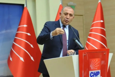 Gürsel Tekin: "Çift başlılık diye bir şey yok, mühür kimdeyse Süleyman odur"