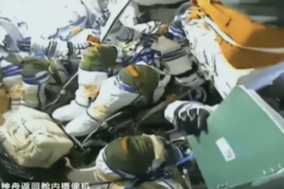 Uzayda mahsur kalan Çinli astronotlar Dünya'ya döndü