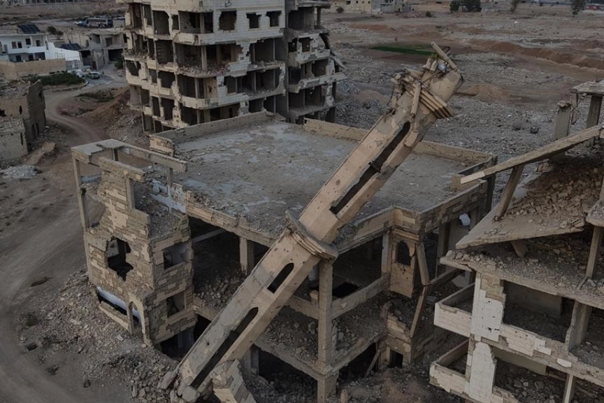 Suriye'de devrik rejimin enkaz haline getirdiği Şam'ın Cobar mahallesi