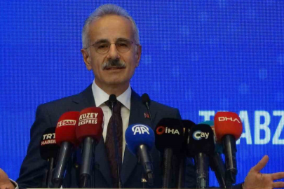 Bakan Uraloğlu: "İlk göreve geldiklerinde 4.7 milyon kullanıcının bilgileri yurt dışına çıkarılmıştır"