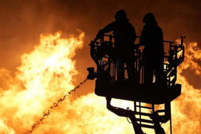 Bangladeş'te büyük yangın: Binlerce kişi evsiz kaldı