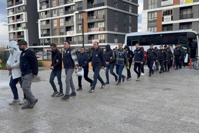 Bahis operasyonunda gözaltına alınan 13 şüpheli adliyeye sevk edildi