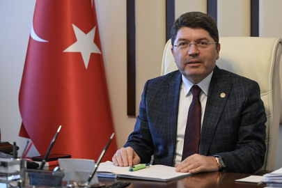 Bakan Tunç: "Hakim ve savcılar hakkında açılan bin 861 soruşturma ve incelemeden bin 331’i neticelendirildi"