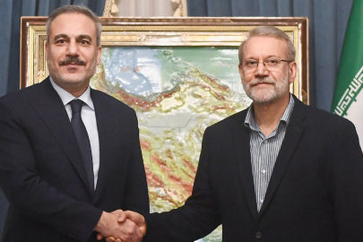 Dışişleri Bakanı Fidan, İran Ulusal Güvenlik Yüksek Konseyi Başkanı Laricani ile görüştü