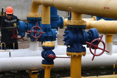 Avrupa 2027'ye kadar Rus gazına tam yasak için anlaştı